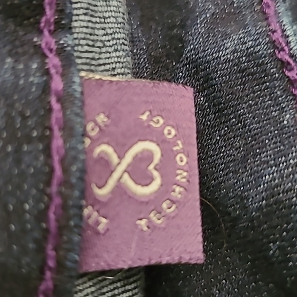 NYDJ Dark Indigo Straight Leg Jeans EUC - Picture 3 of 16